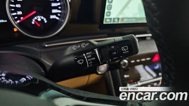 Kia Carnival 2022 — Фото 16/20