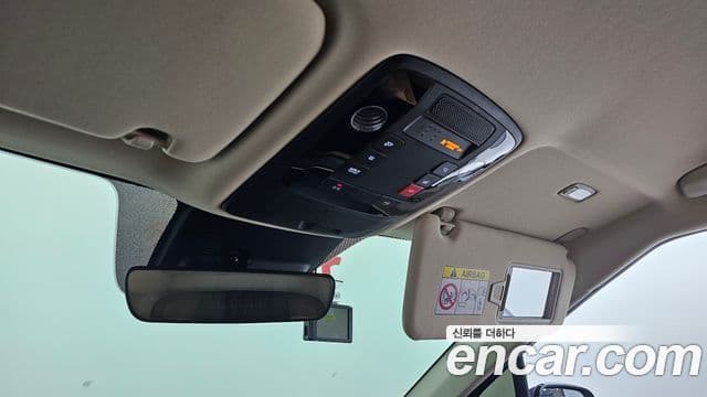 Kia Carnival 2022 — Фото 17/20