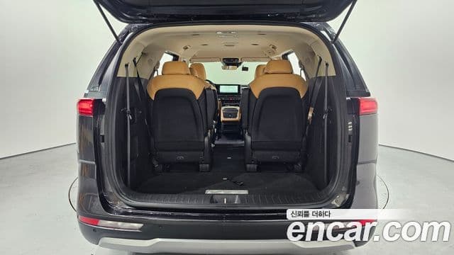 Kia Carnival 2022 — Фото 20/20