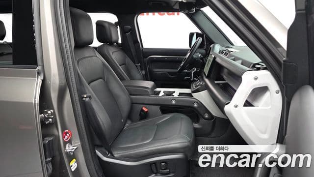 Land Rover Defender 2025 — Şəkil 11/20