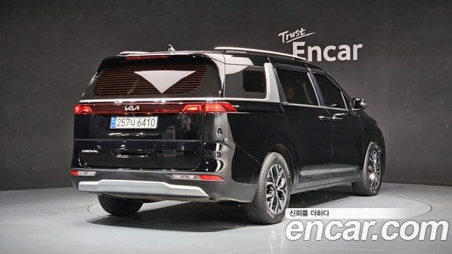 Kia Carnival 2021 — Şəkil 2/20