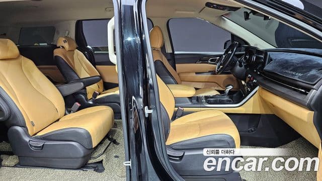 Kia Carnival 2021 — Şəkil 10/20