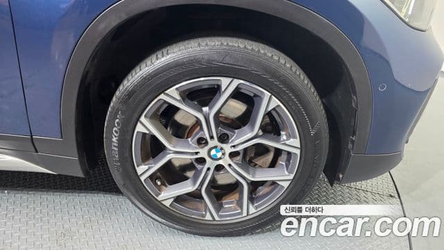 BMW X1 2021 — ფოტო 5/20