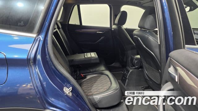 BMW X1 2021 — ფოტო 12/20