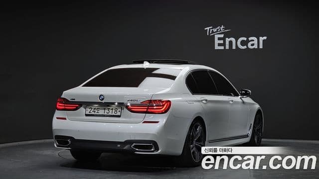 BMW 7 Series 2019 — Şəkil 2/20
