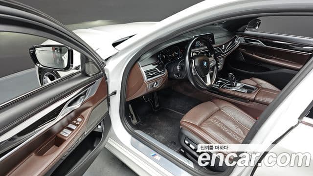 BMW 7 Series 2019 — Şəkil 12/20