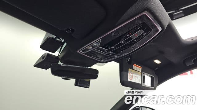 Audi A8 2021 — Şəkil 10/20