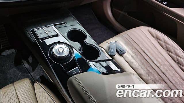Kia K8 2023 — ფოტო 7/20