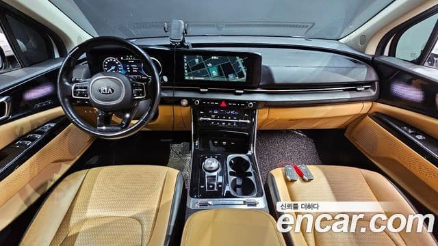 Kia Carnival 2021 — Фото 6/20