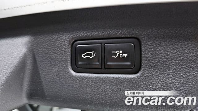 Kia Carnival 2021 — Фото 18/20