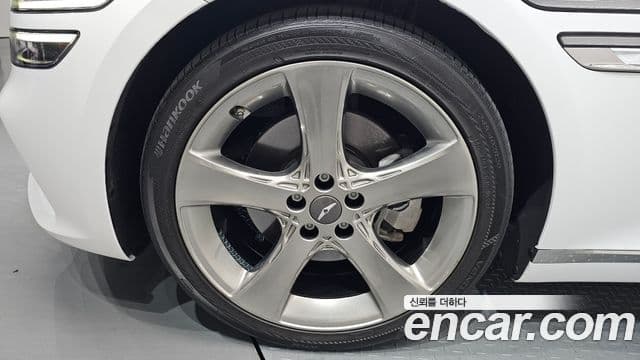 Genesis Electrified G80 2023 — фото 5 из 20