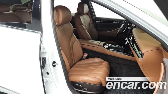 Genesis Electrified G80 2023 — Şəkil 10/20