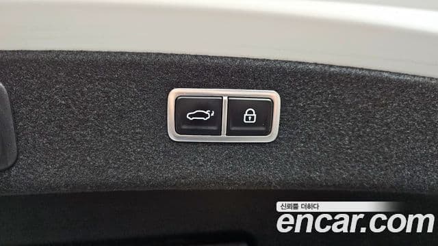 Genesis Electrified G80 2023 — Şəkil 18/20