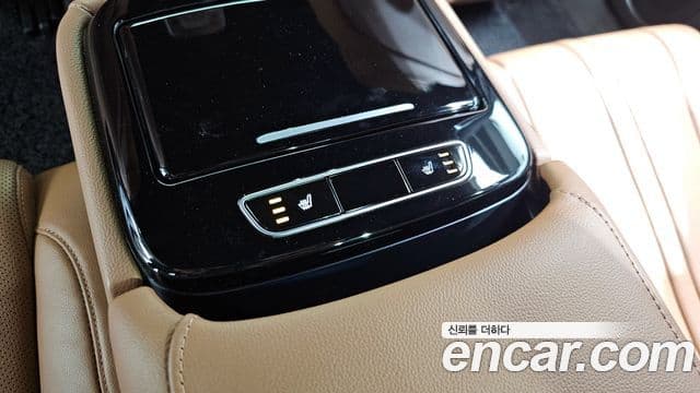 Genesis Electrified G80 2023 — Şəkil 19/20