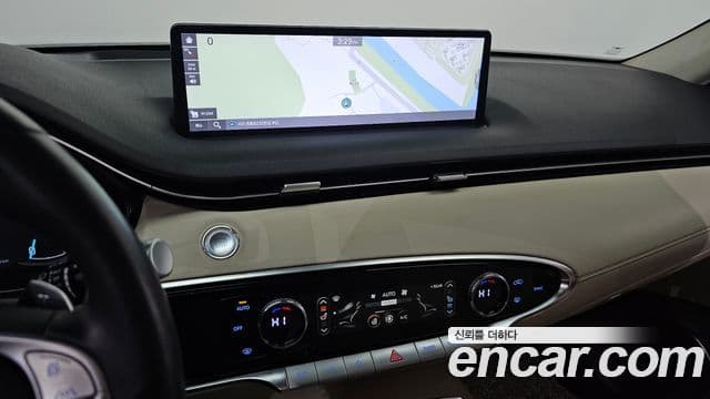 Genesis GV70 2021 — Şəkil 17/20