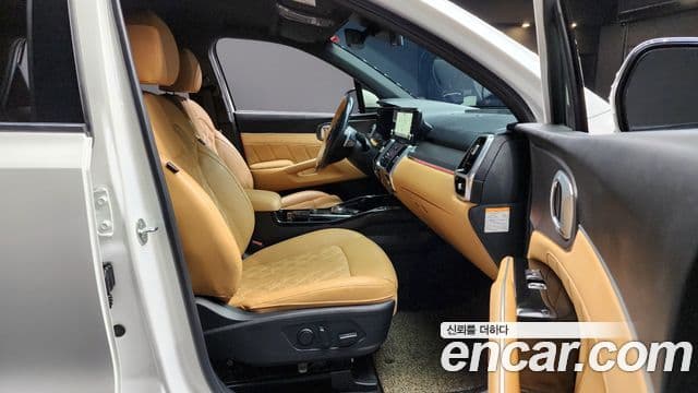 Kia Sorento 2023 — Şəkil 10/20