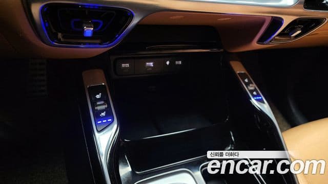 Kia Sorento 2023 — Şəkil 17/20