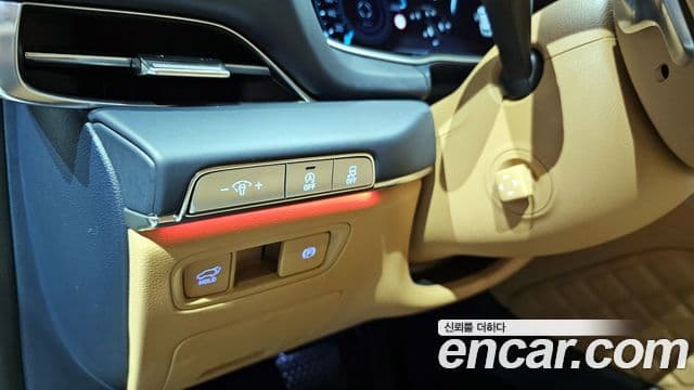 Genesis GV80 2023 — ფოტო 14/20