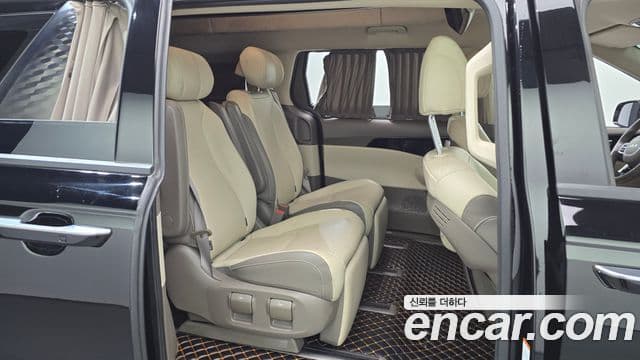 Kia Carnival 2024 — Фото 12/20
