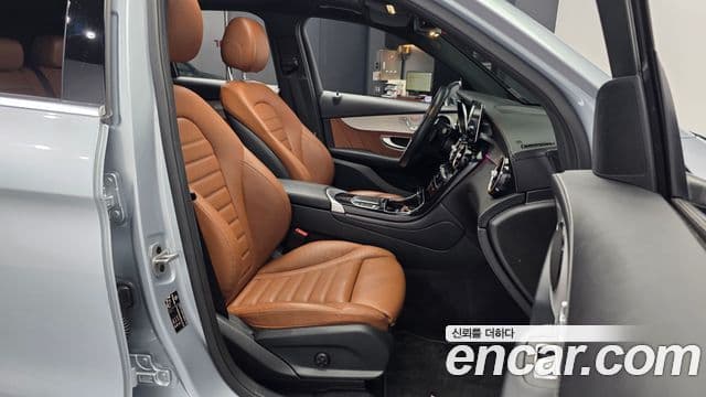 Mercedes-Benz GLC-Class 2022 — ფოტო 11/20