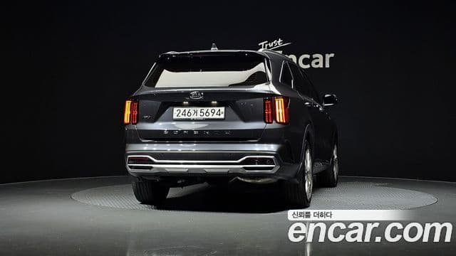 Kia Sorento 2020 — ფოტო 4/20