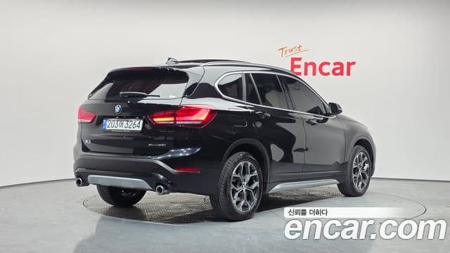 BMW X1 2022 — ფოტო 2/20