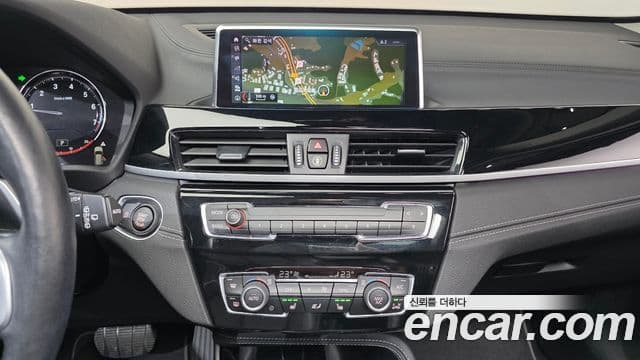 BMW X1 2022 — ფოტო 14/20