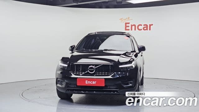 Volvo XC40 2020 — Şəkil 3/20
