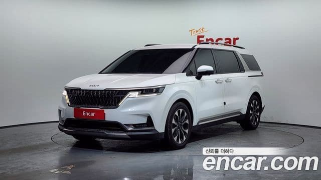 Kia Carnival 2023 — ფოტო 20/20