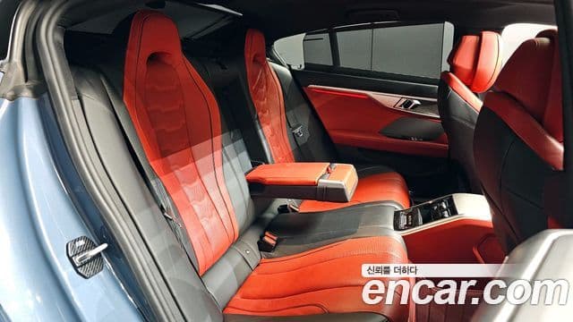 BMW 8 Series 2020 — Photo 10/20
