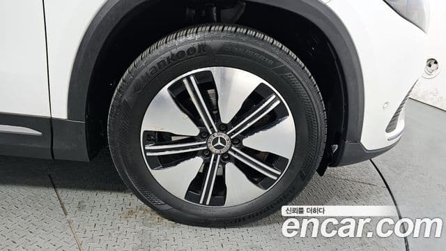 Mercedes-Benz EQA 2021 — ფოტო 1/20