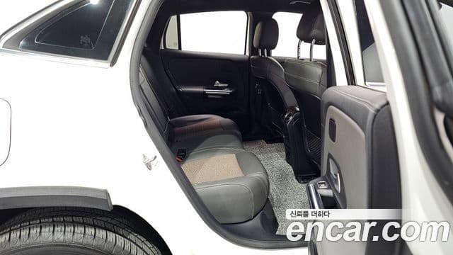 Mercedes-Benz EQA 2021 — ფოტო 2/20