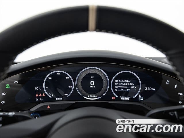 Porsche Taycan 2025 — Şəkil 16/20