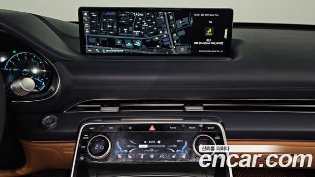 Genesis GV80 2022 — Şəkil 14/20