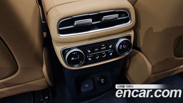 Genesis GV80 2022 — Şəkil 18/20