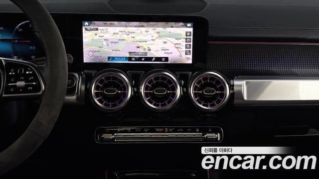Mercedes-Benz EQB 2023 — ფოტო 9/20