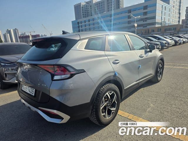 Kia Sportage 2021 — ფოტო 4/17