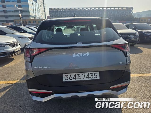 Kia Sportage 2021 — ფოტო 5/17