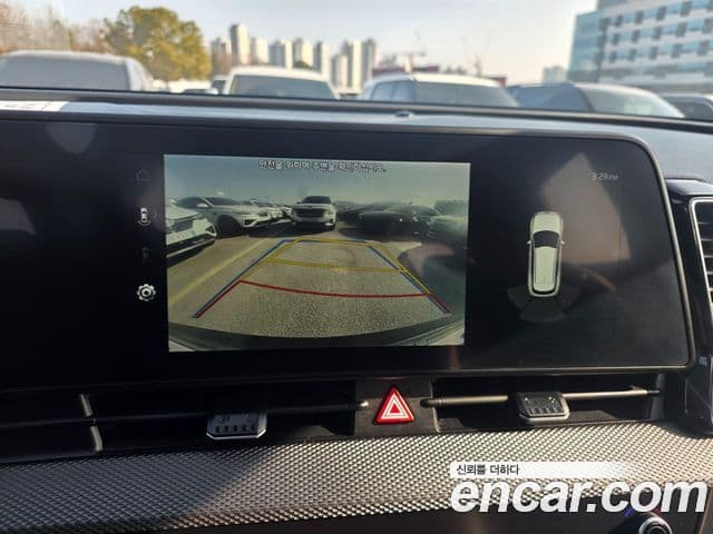 Kia Sportage 2021 — ფოტო 10/17