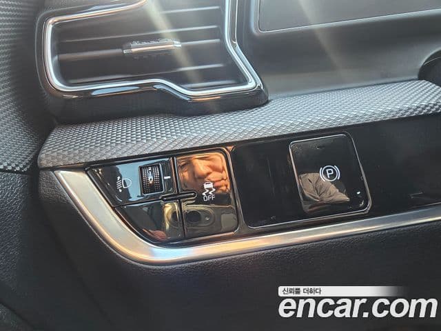 Kia Sportage 2021 — ფოტო 11/17