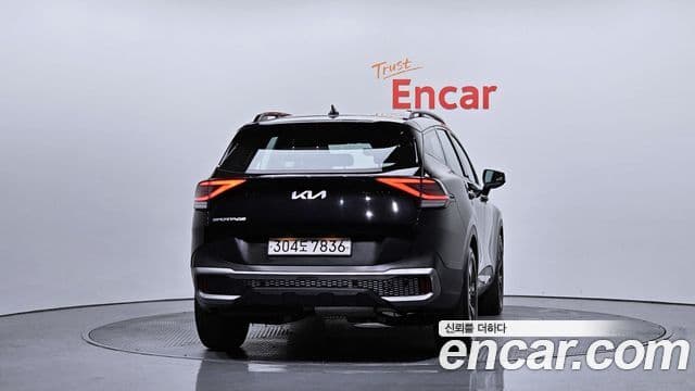 Kia Sportage 2023 — ფოტო 4/20