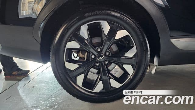Kia Sportage 2023 — ფოტო 5/20