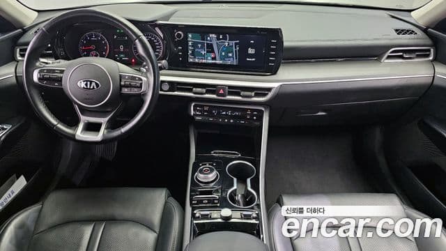 Kia K5 2021 — ფოტო 7/20