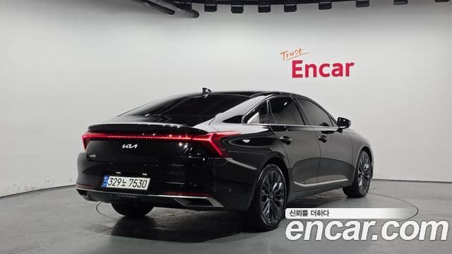 Kia K8 2023 — ფოტო 1/20