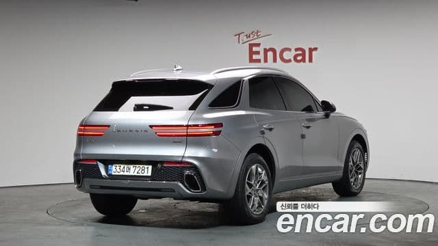 Genesis GV70 2021 — Şəkil 2/20