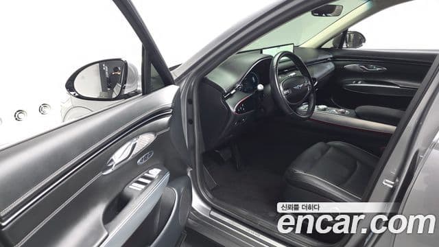 Genesis GV70 2021 — Şəkil 12/20