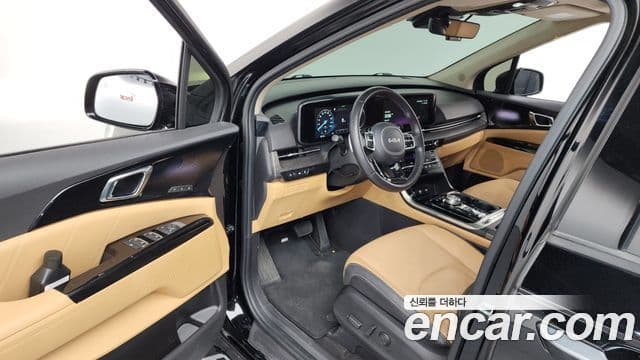 Kia Carnival 2022 — ფოტო 10/20