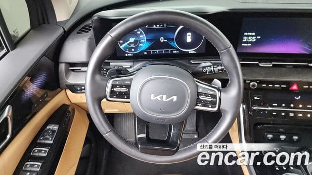 Kia Carnival 2022 — ფოტო 13/20