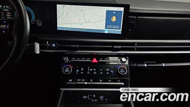 Hyundai Santa Fe 2023 — ფოტო 14/20