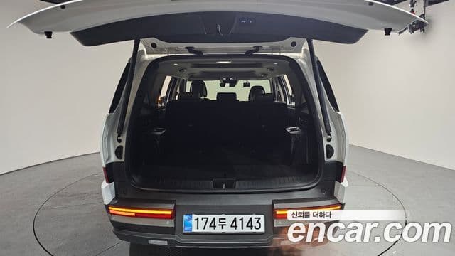Hyundai Santa Fe 2023 — фото 20 из 20